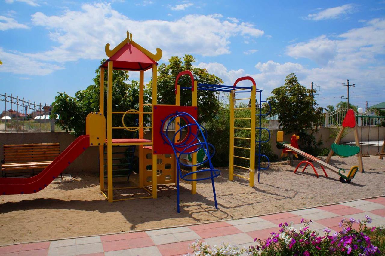 Радуга Курортная Гостиница זאטוקה מראה חיצוני תמונה